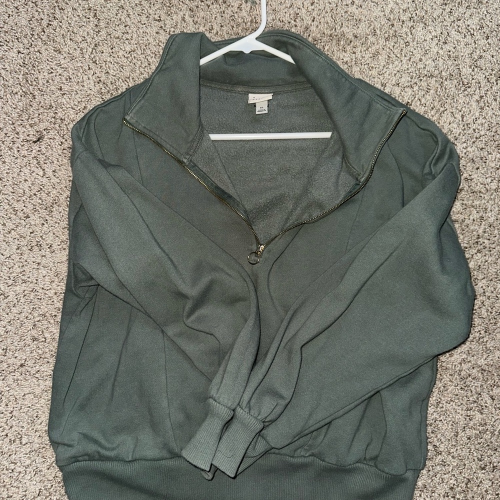 A New Day Sage Green Pullover XL